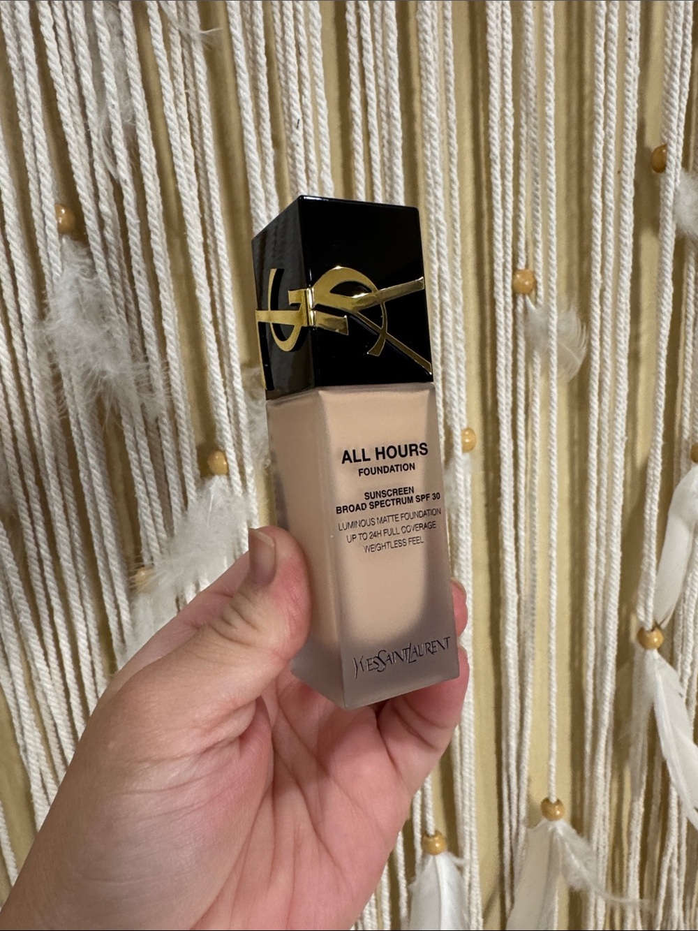 Yves Saint Laurent Beaute All Hours Luminous Matte 24H SPF 30 Foundation LC4
